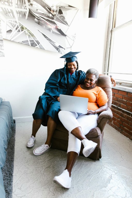 Ultimate Guide to Hosting a Memorable Virtual Graduation in 2020